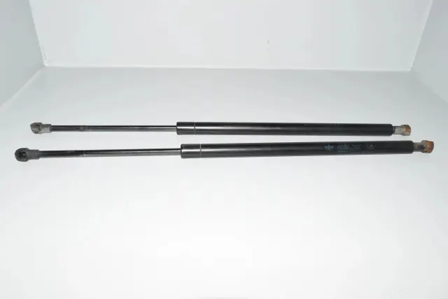 Left Side Tailgate Gas Strut