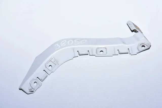 Rear Right Bumper Bracket