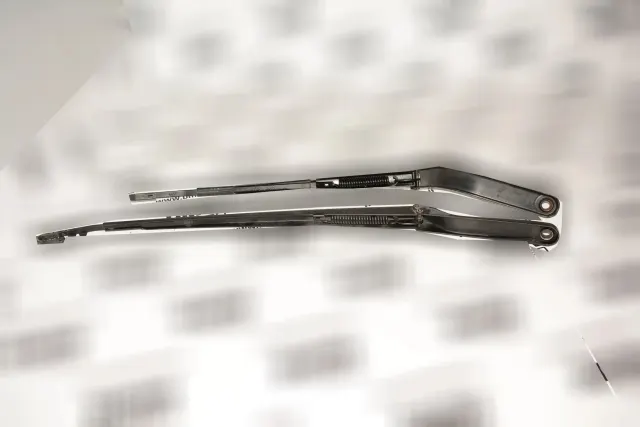 Front Wiper Arms