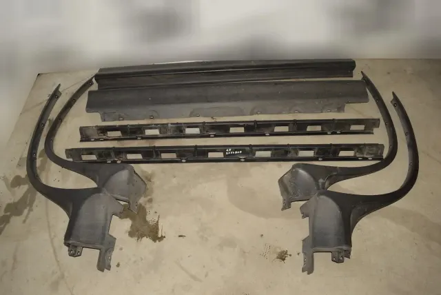 Sideskirt Kit