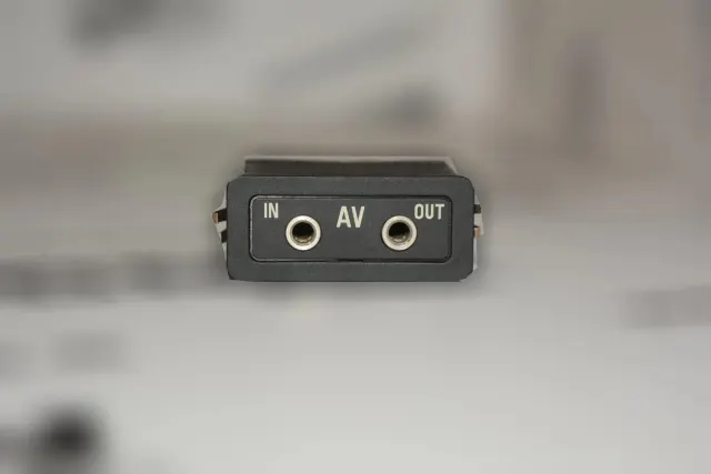 USB/AUX-In Socket Port