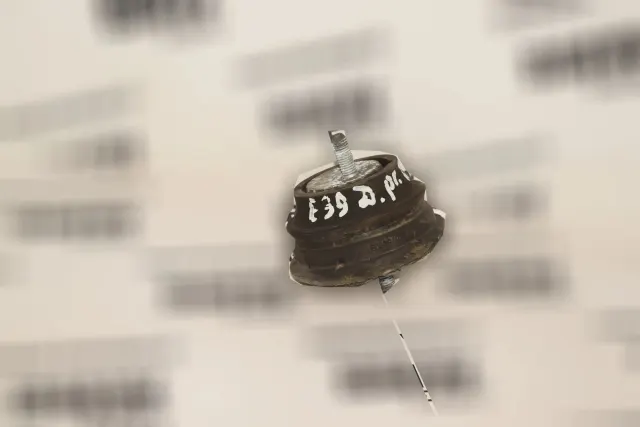 Right Side Engine Mount
