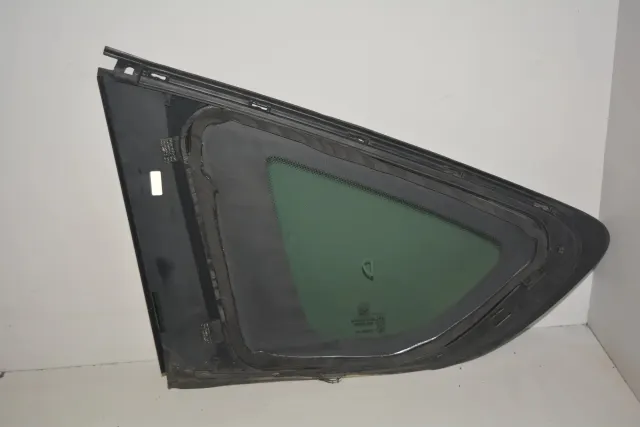 Rear Right Quarter Window