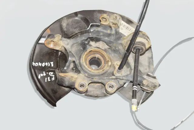 Rear Right Wheel Hub