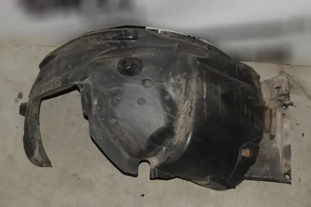 Front Right Arch Liner Rear Part
