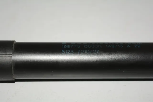 Front Left Bonnet Strut