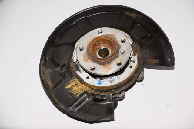 Rear Right Wheel Hub