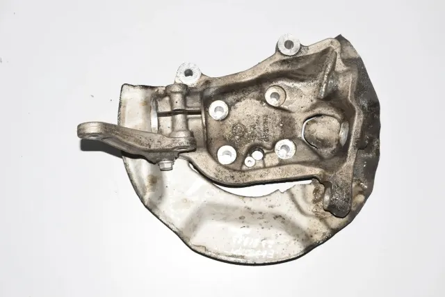 Front Right Wheel Hub