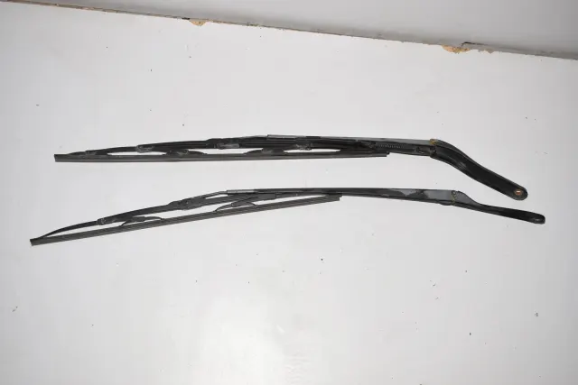 Front Wiper Arms