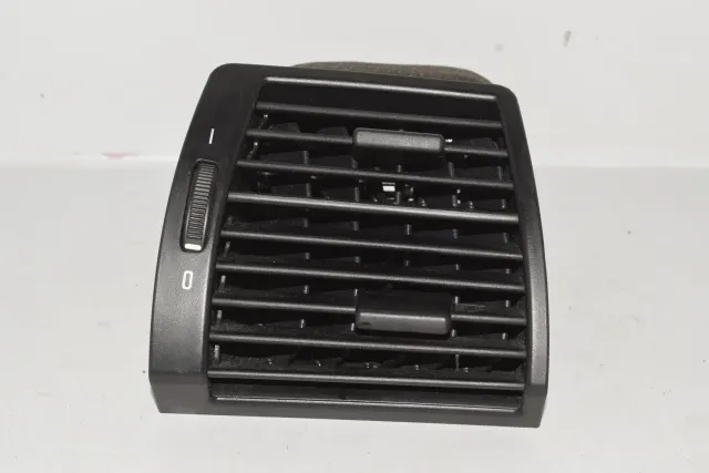 Dashboard Air Vents