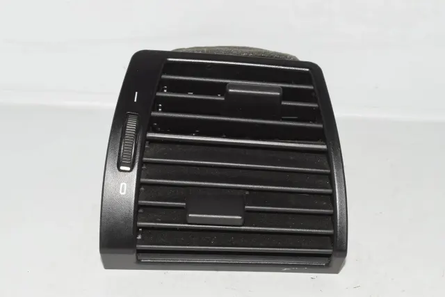 Dashboard Air Vents