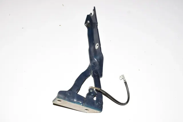 Front Right Bonnet Hinge