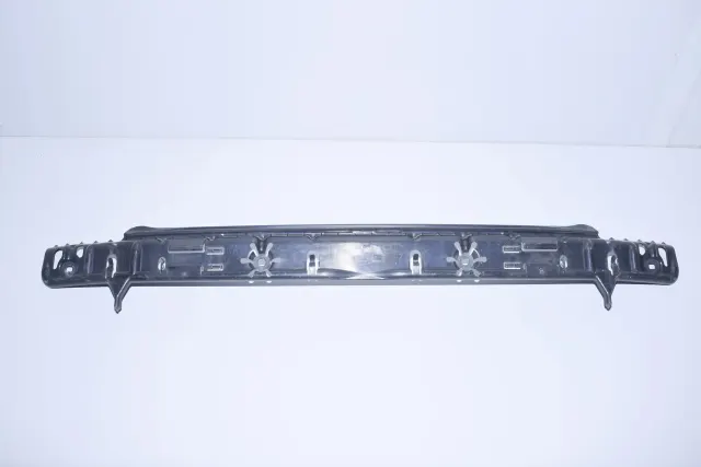 Rear Bumper Middle Bracket