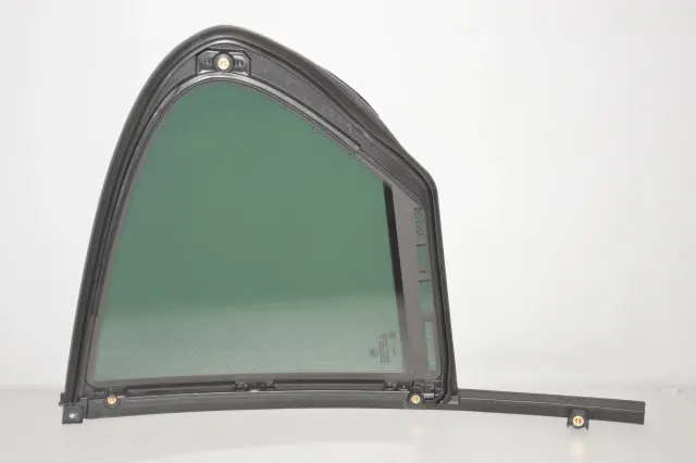 Rear Right Quarter Window