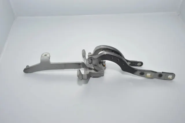 Right Side Bootlid Hinge