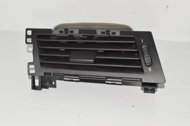 Dashboard Air Vents