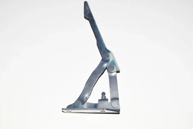 Front Left Bonnet Hinge