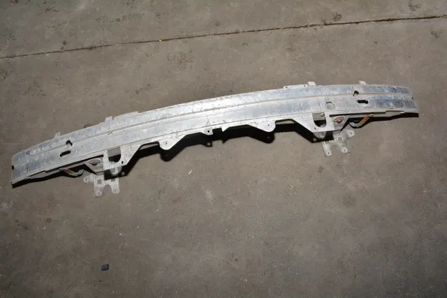 Front Reinforcement Crash Bar