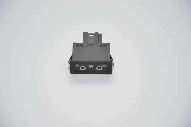 USB/AUX-In Socket Port