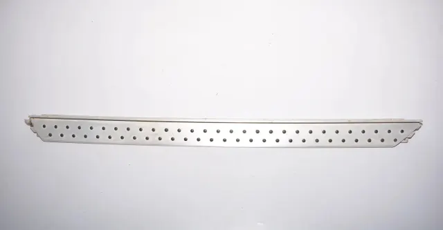 Right Side Metallic Sideskirt Cover