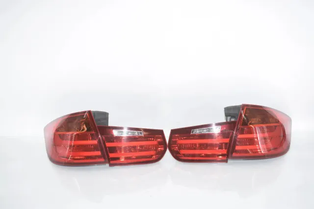 Rear Tail Light Set