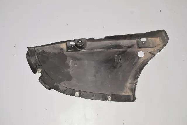 Rear Right Bumper Bracket