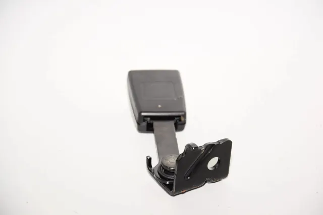 Rear Right Seat Buckle
