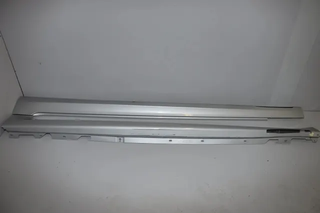 Right Side Plastic Sideskirt Cover