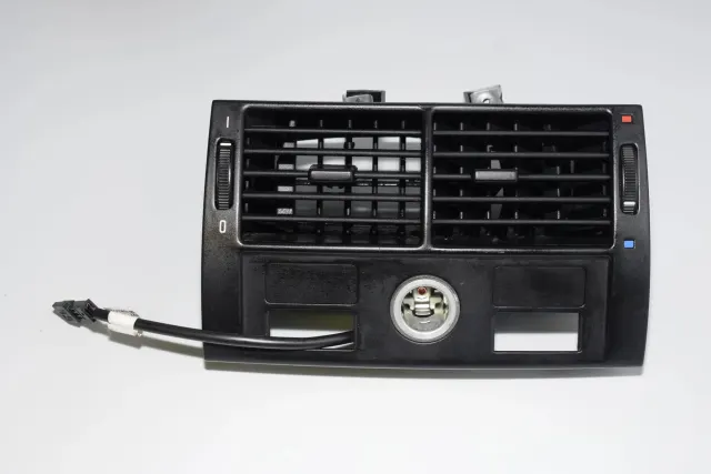 Dashboard Air Vents