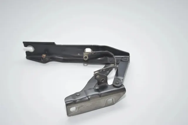Front Right Bonnet Hinge