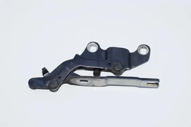 Front Right Bonnet Hinge