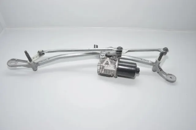 Front Windshield Wiper Mechanism