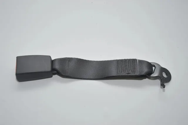 Rear Middle Seat Buckle
