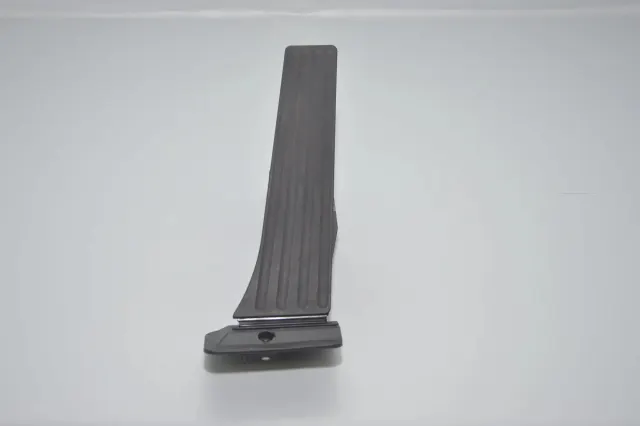 Throttle Pedal