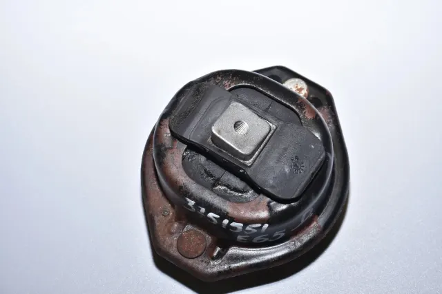 Right Side Engine Mount