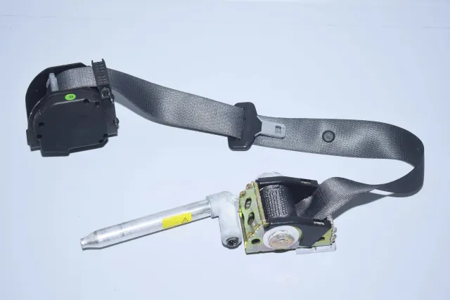 Rear Right Seatbelt