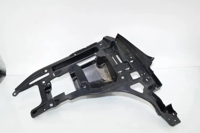 Rear Right Bumper Bracket