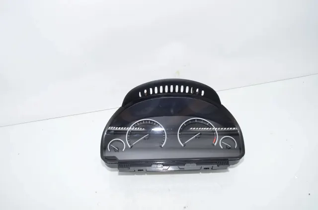Instrument Cluster Speedometer