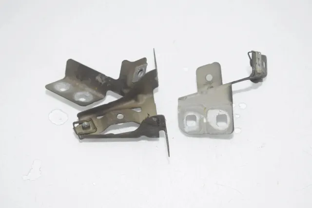 Front Left Fender Holder