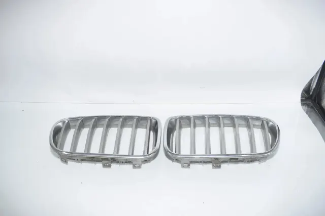 Grilles