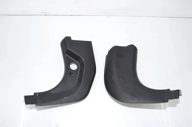 Front Right Interior Step Trim