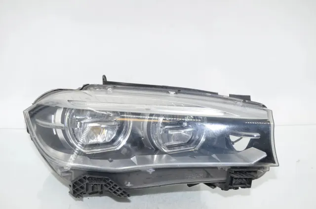 Front Right Headlight