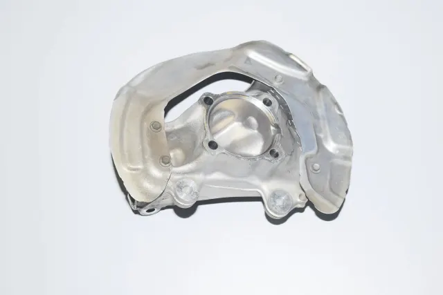 Front Right Wheel Hub