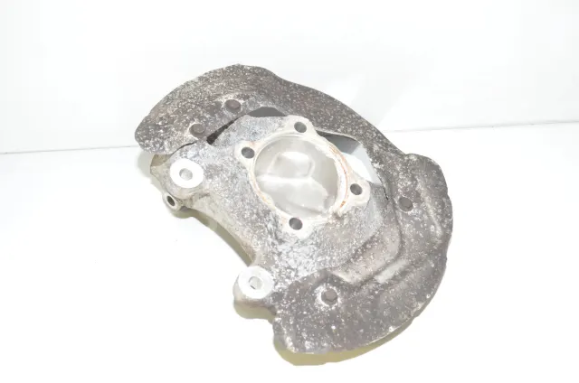 Front Right Wheel Hub