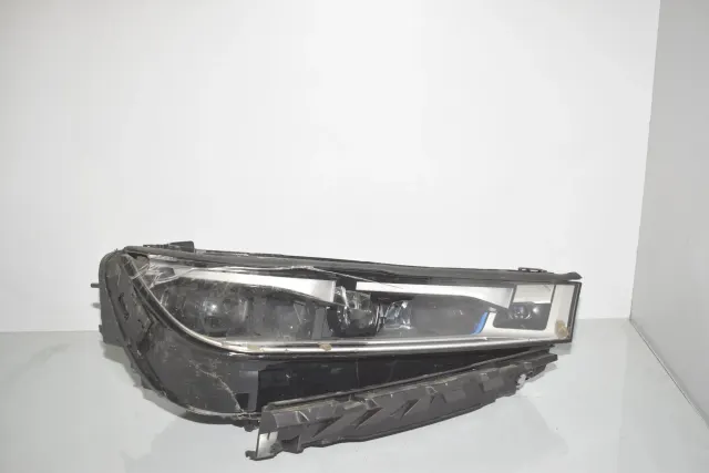 Front Right Headlight