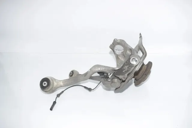 Front Left Wheel Hub