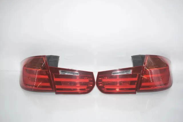 Rear Tail Light Set