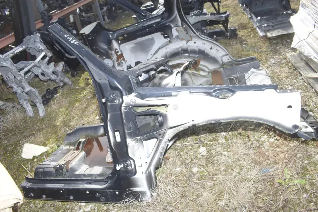 Front Right Quarter Panel