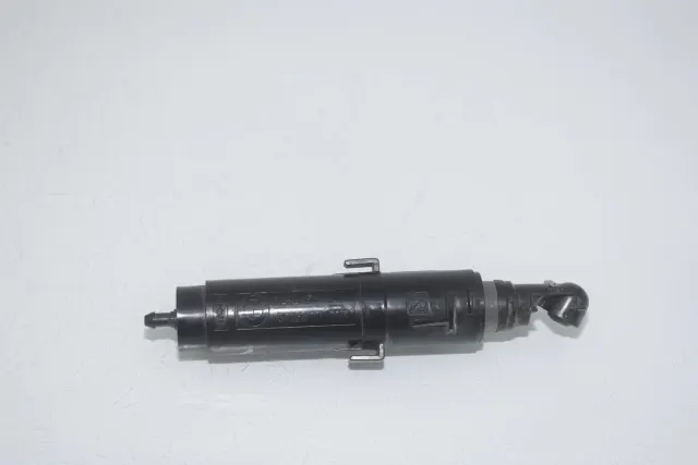 Right Headlight Washer Pump