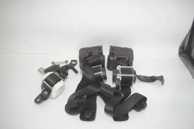 Rear Left Seatbelt